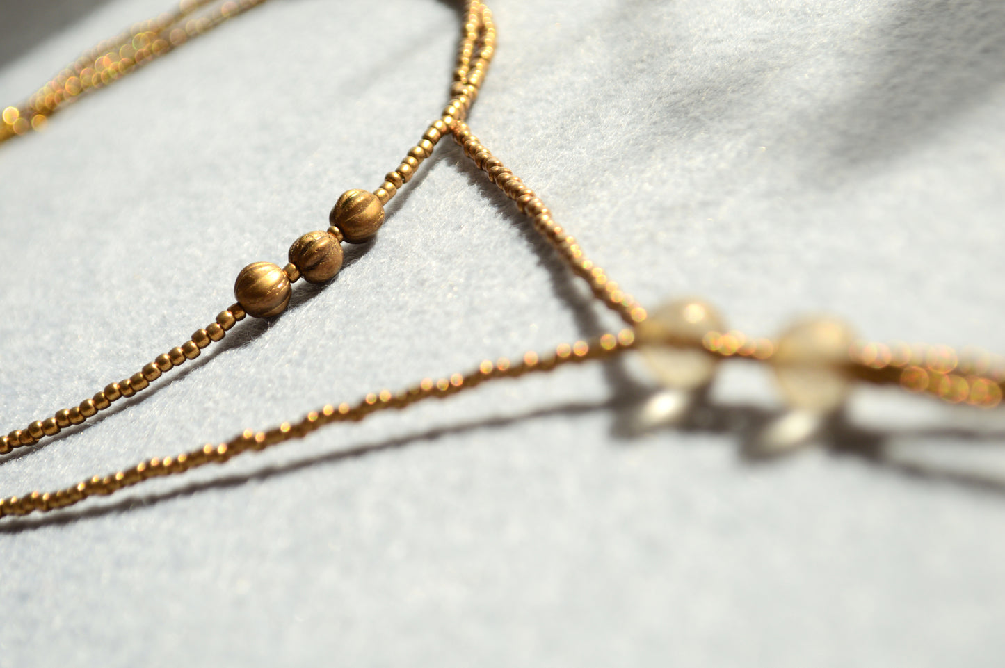 Gold Beaded Lariat Necklace with White Marble Glass Drops – Adjustable Minimalist Y Necklace