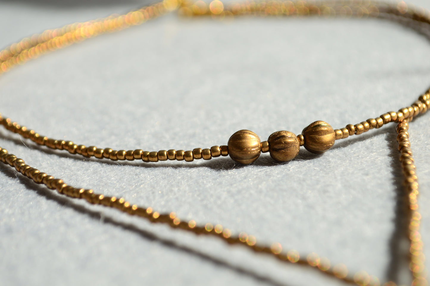 Gold Beaded Lariat Necklace with White Marble Glass Drops – Adjustable Minimalist Y Necklace