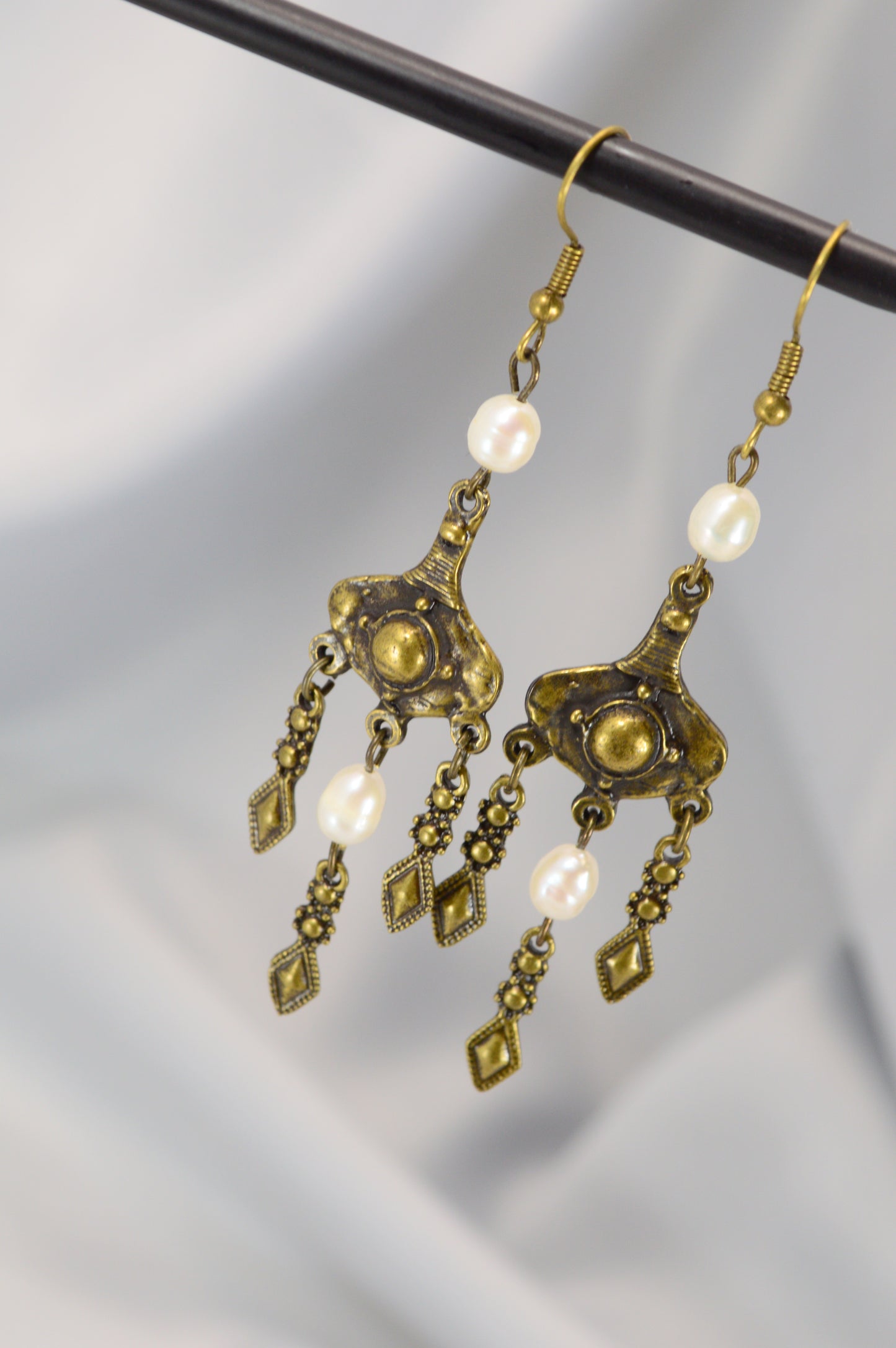 Boho Pearl Dangle Earrings in Bronze & Copper – 8 cm / 3.1