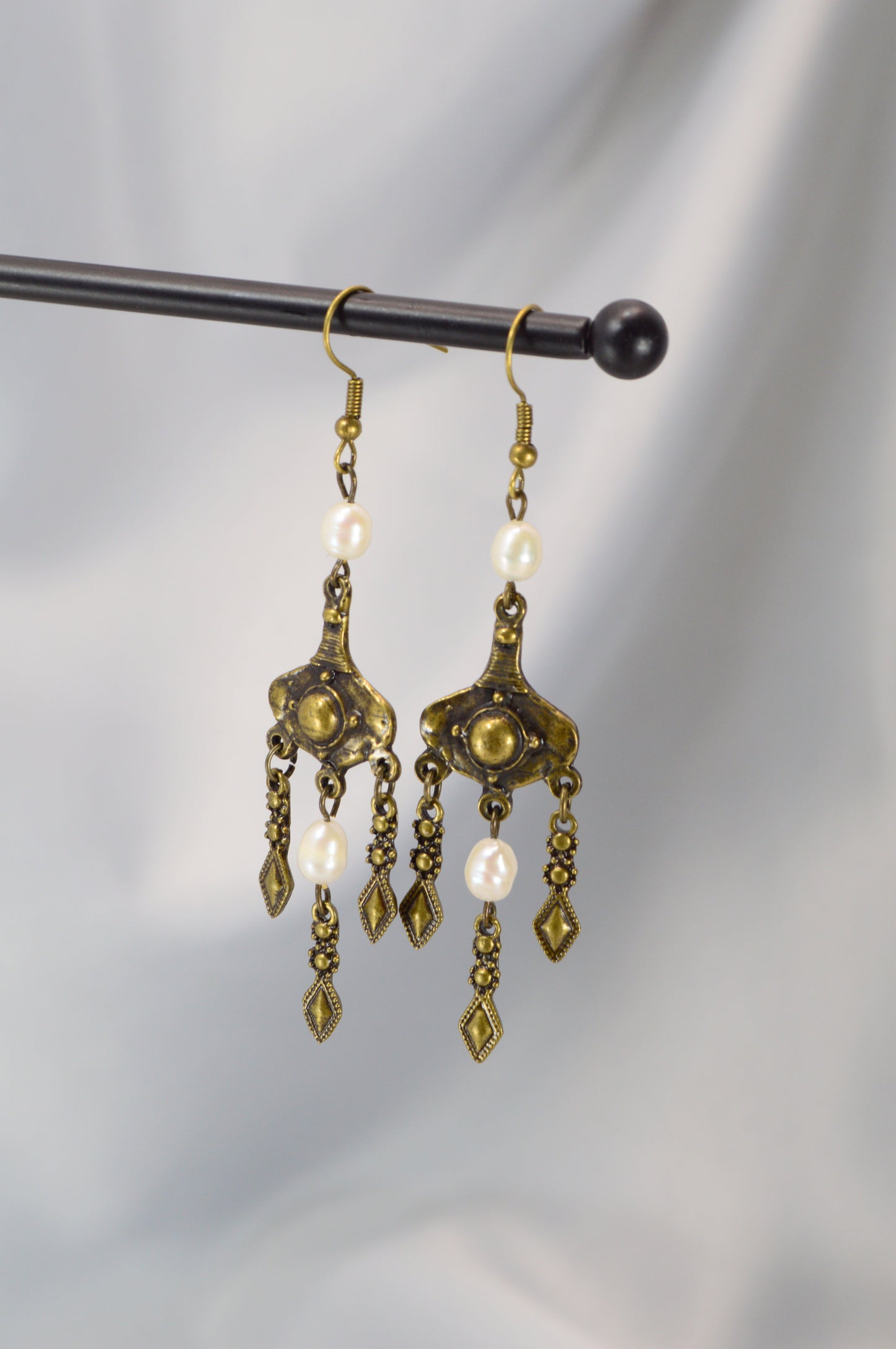 Boho Pearl Dangle Earrings in Bronze & Copper – 8 cm / 3.1
