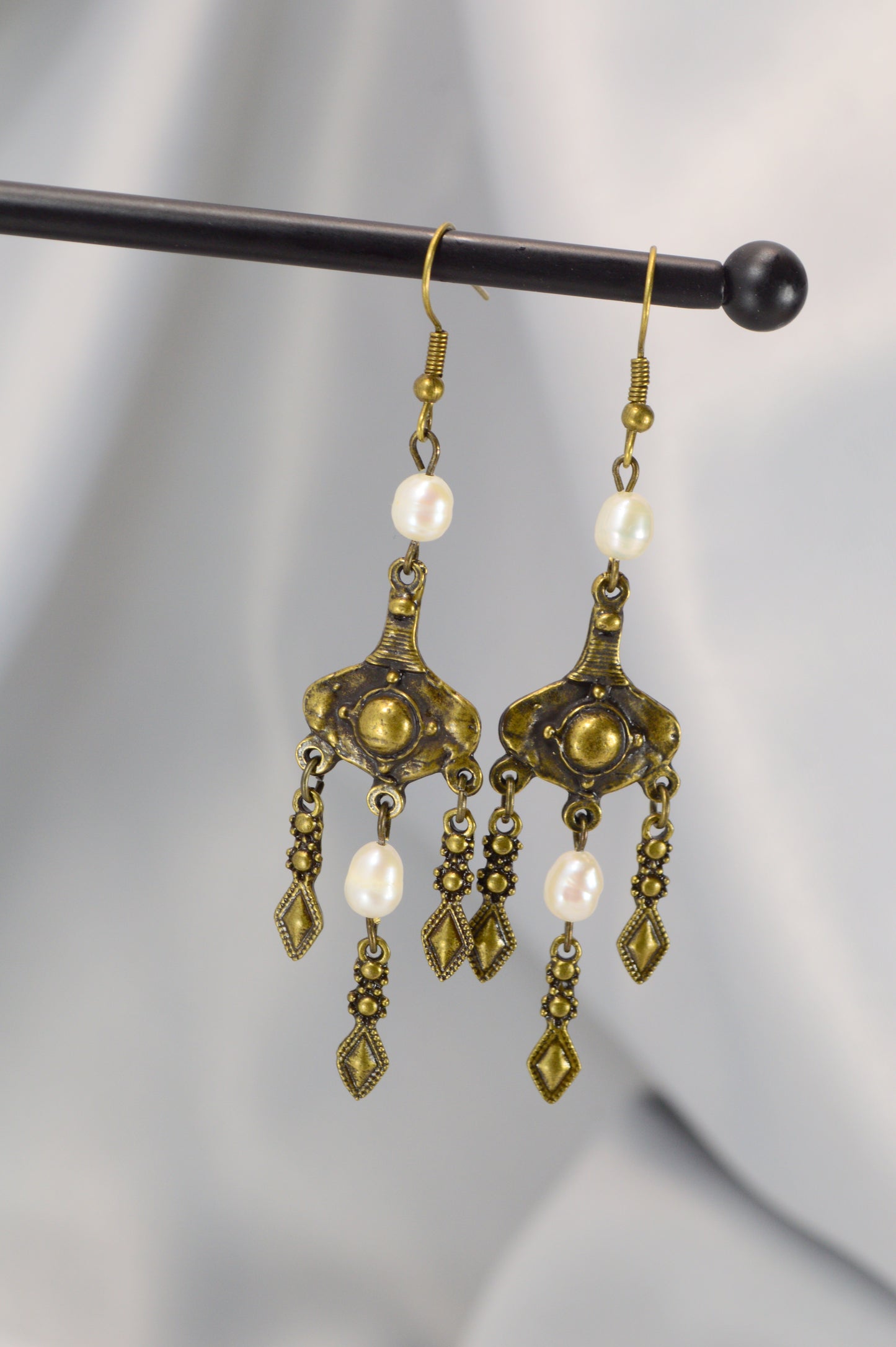 Boho Pearl Dangle Earrings in Bronze & Copper – 8 cm / 3.1