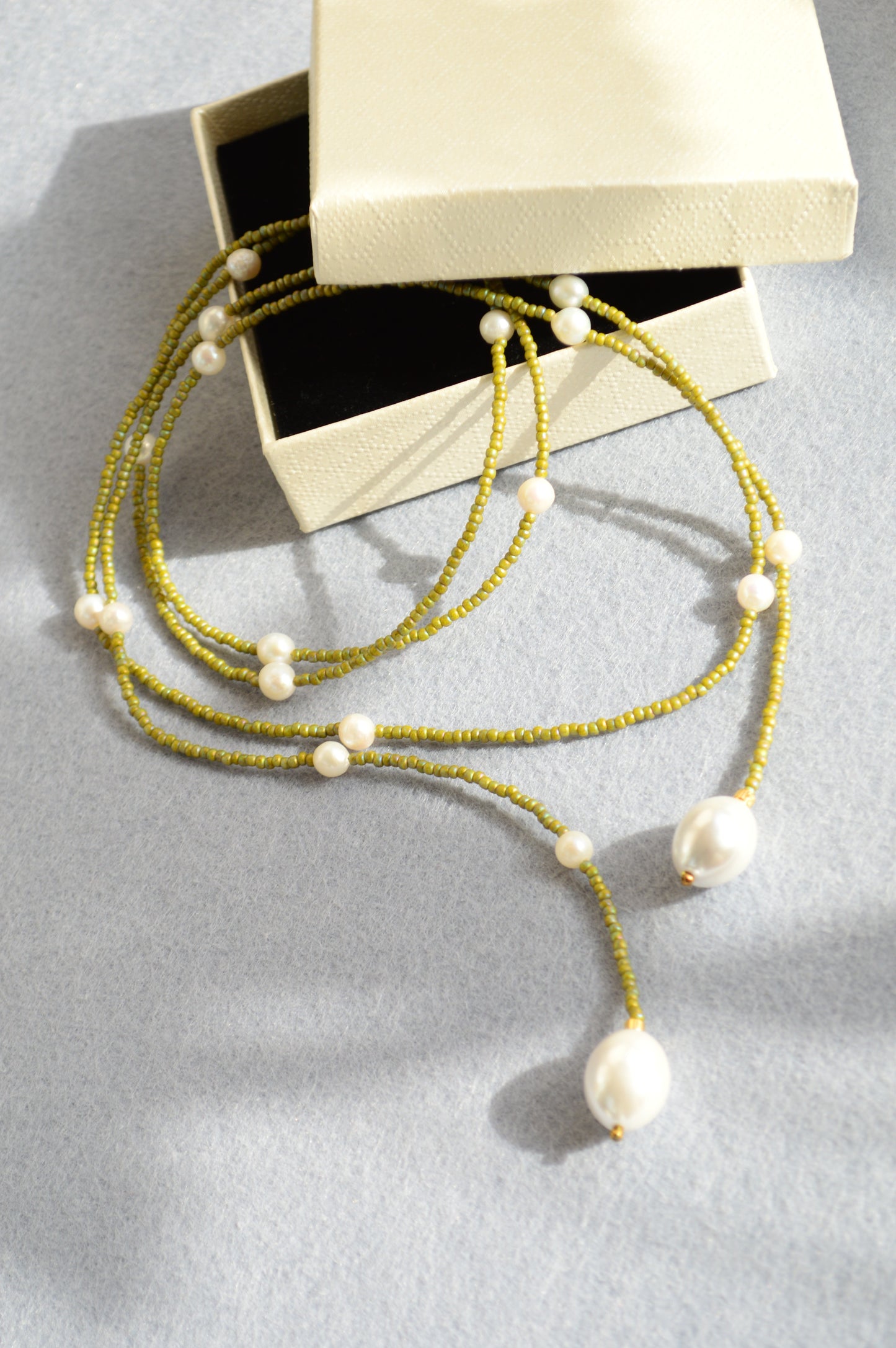 White Pearl Lariat Necklace – Adjustable Seed Bead Y Necklace