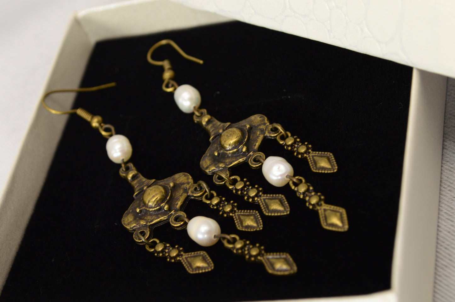 Boho Pearl Dangle Earrings in Bronze & Copper – 8 cm / 3.1