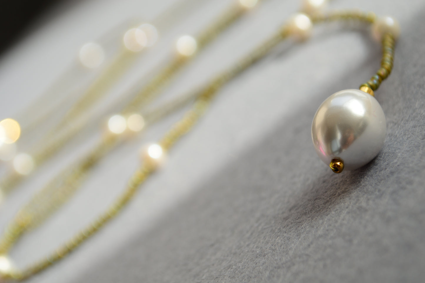 White Pearl Lariat Necklace – Adjustable Seed Bead Y Necklace