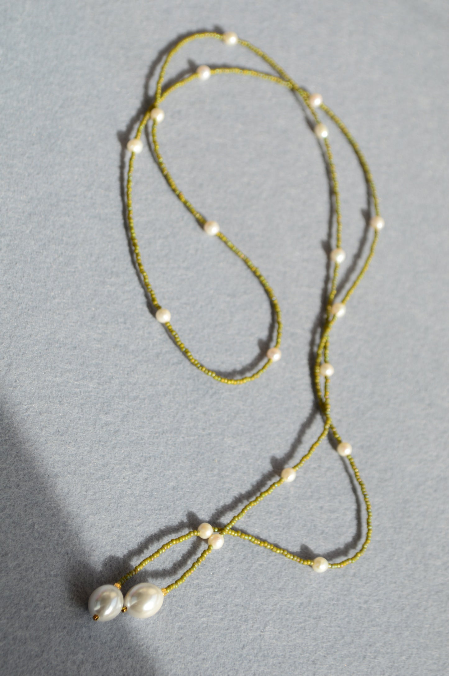 White Pearl Lariat Necklace – Adjustable Seed Bead Y Necklace