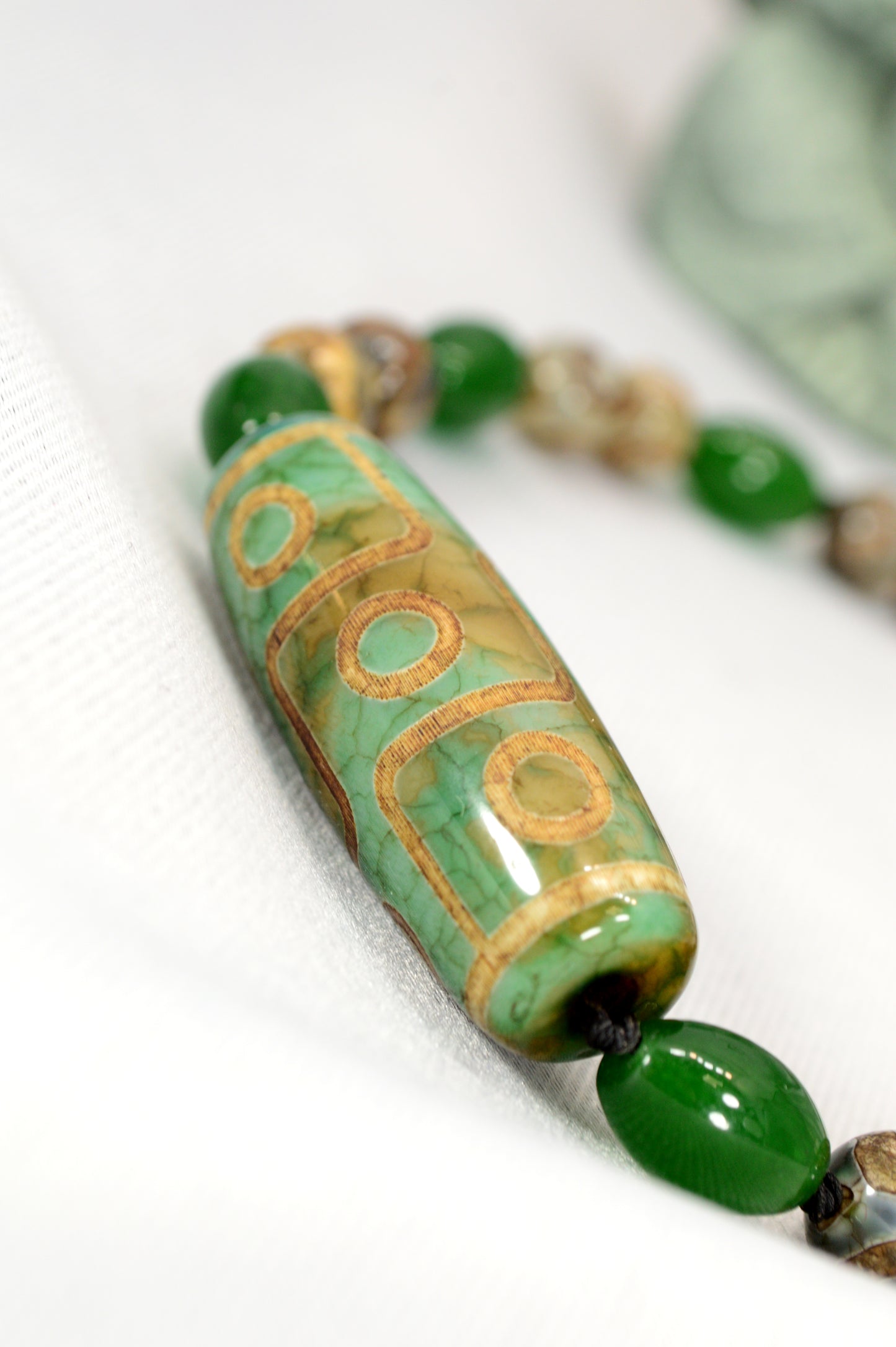 Green Tibetan Dzi Bead Necklace – Boho Protection Amulet Jewelry / Spiritual Gift for Him & Her