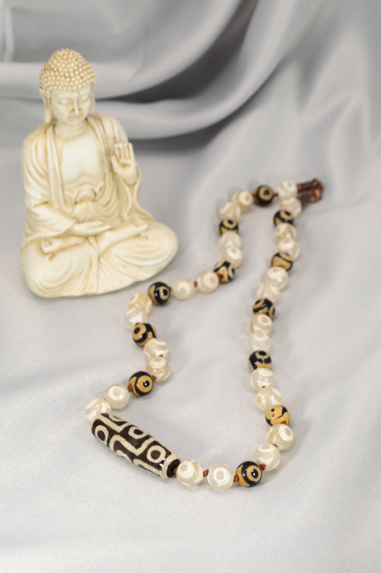 Black & Ivory Tibetan Dzi Bead Necklace – Boho Spiritual Amulet / Unisex Protection Jewelry