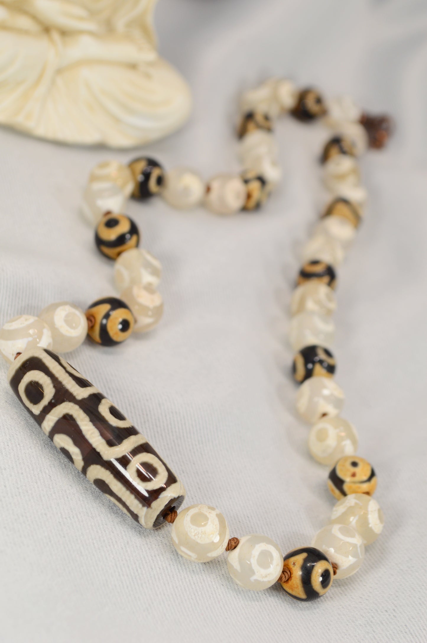 Black & Ivory Tibetan Dzi Bead Necklace – Boho Spiritual Amulet / Unisex Protection Jewelry