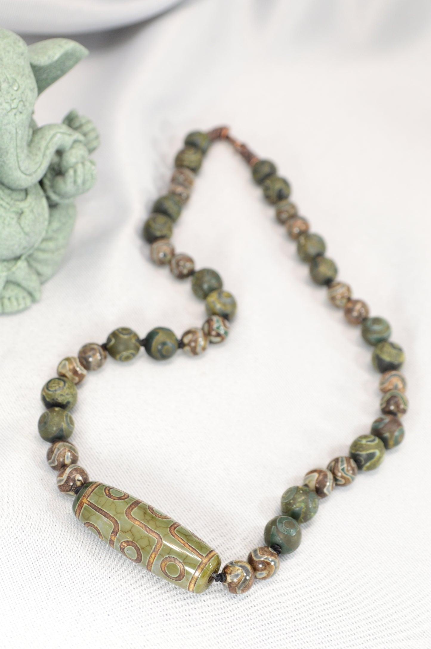 Green Tibetan Dzi Bead Necklace – Boho Spiritual Amulet for Grounding & Balance