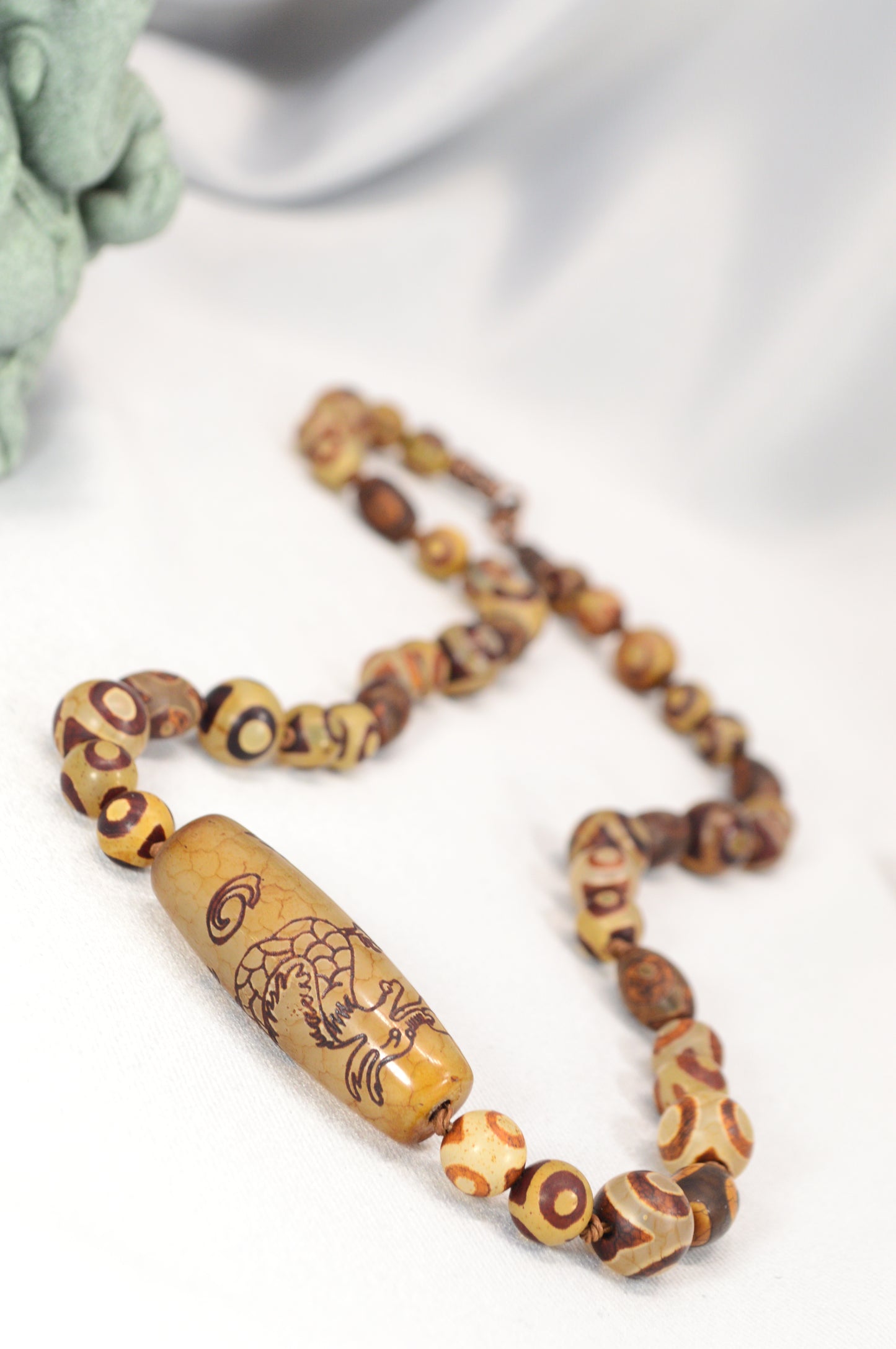 Tibetan Dzi Dragon Necklace – Boho Ethnic Jewelry with Symbolic Beads