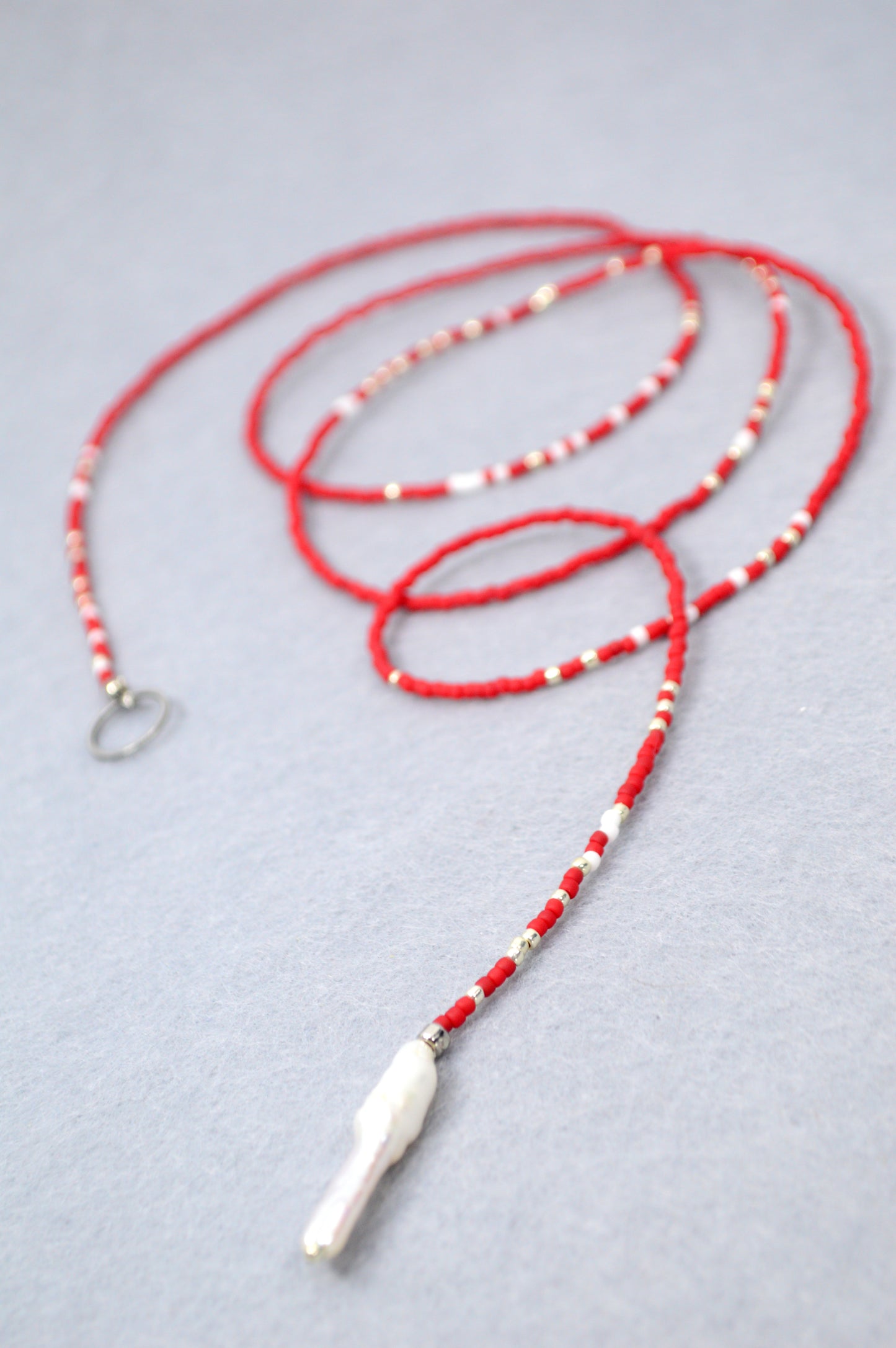 Blue & Red Beaded Pearl Lariat Necklace | Estibela