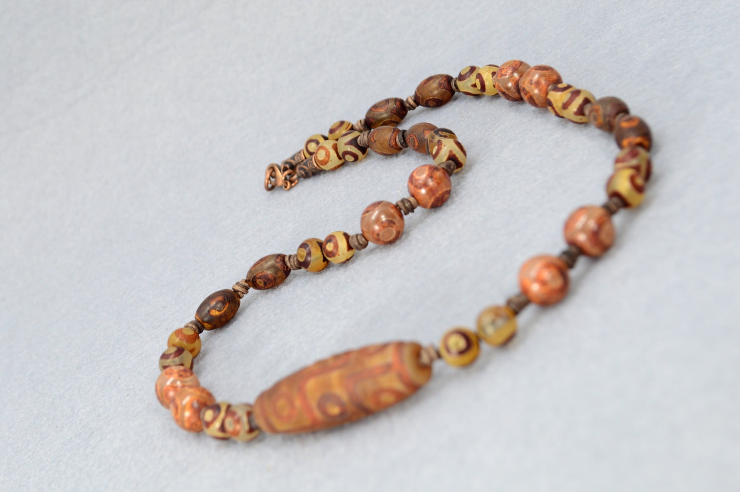 Collar unisex con cuenta tibetana Dzi – amuleto de protección de ágata, joyería espiritual boho
