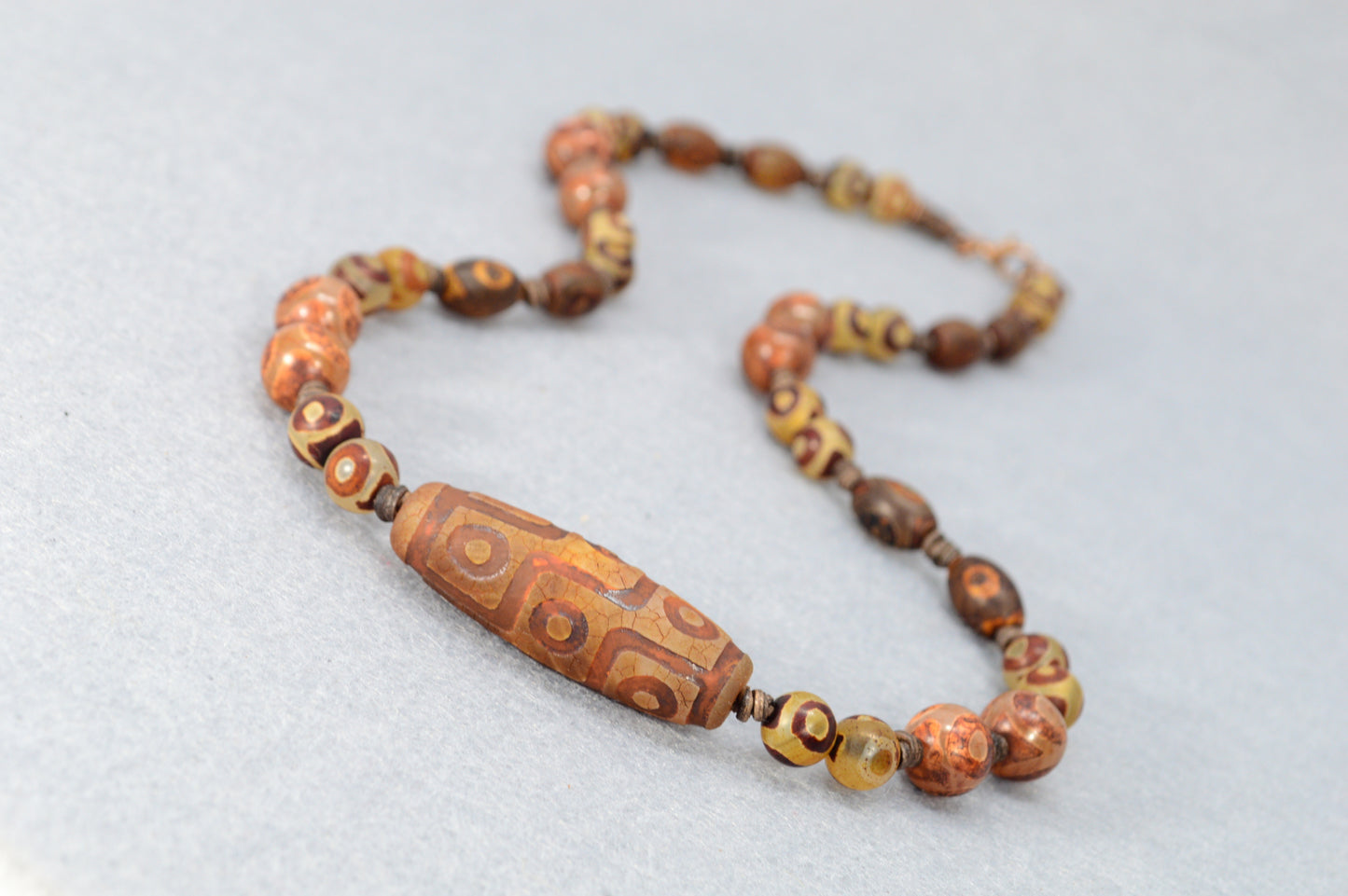 Collar unisex con cuenta tibetana Dzi – amuleto de protección de ágata, joyería espiritual boho
