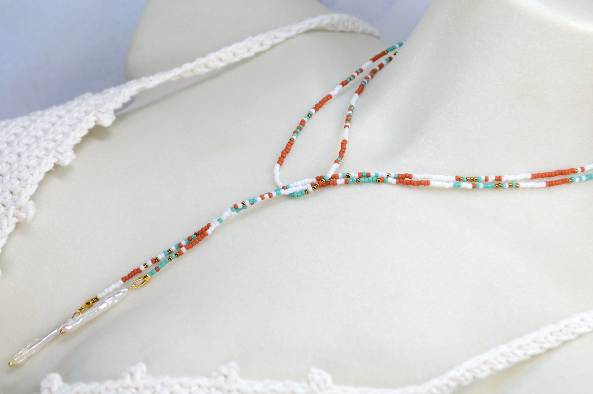 Collier Lariat Coloré en Perles avec Perles d’Eau Douce
