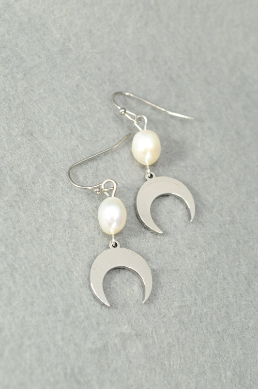 Crescent Moon Pearl Earrings – Stainless Steel Celestial Dangle