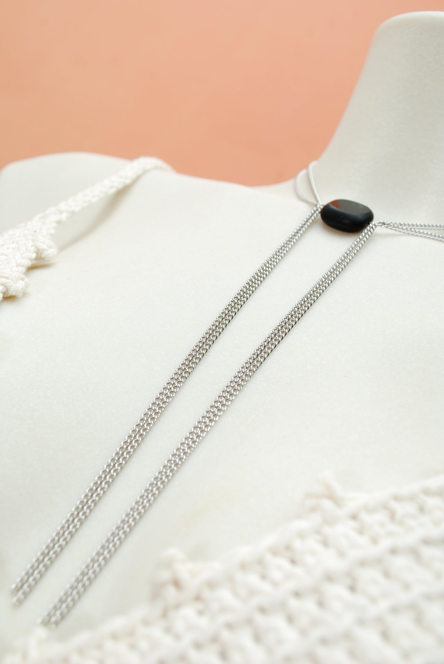 Minimalist Lariat Necklace with Glass Accent
