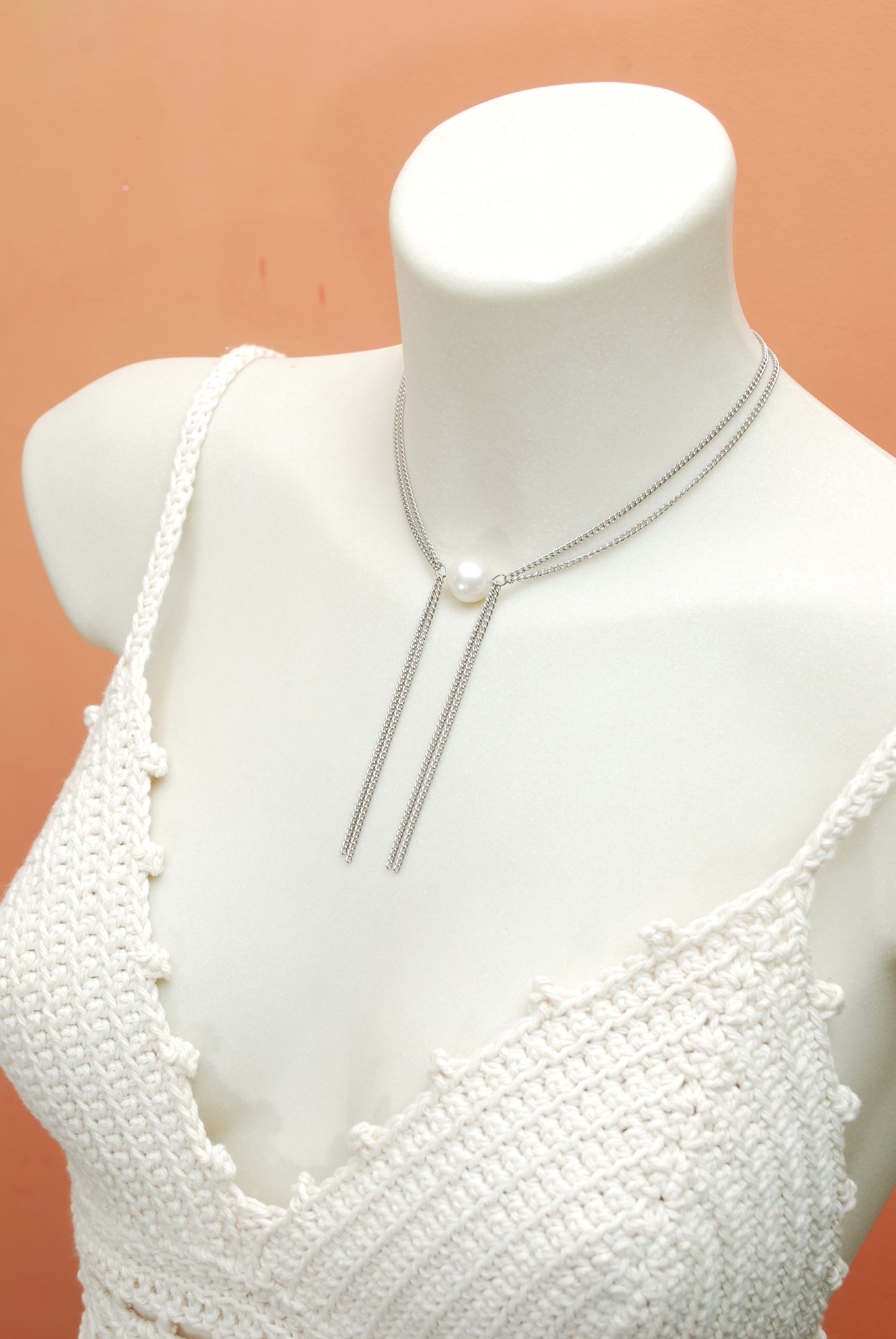 Minimalist Lariat Necklace with Pearl Drop