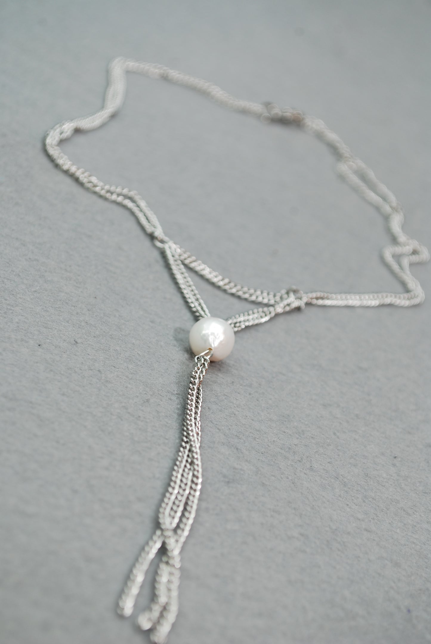 Minimalist Lariat Necklace with Pearl Accent