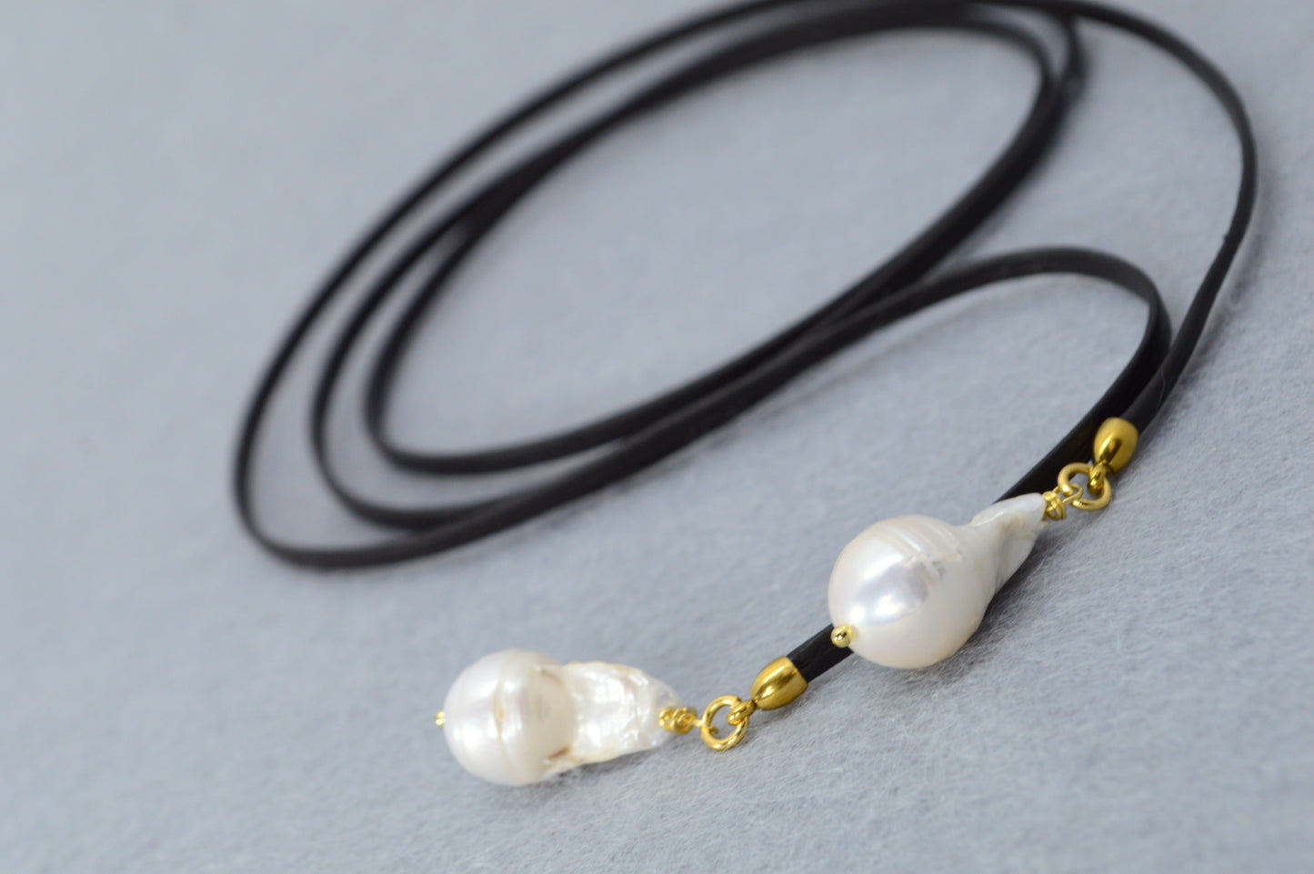 Luxury Baroque Pearl Leather Wrap Choker Necklace – Black Leather Cord, Gold Details, Statement Jewelry