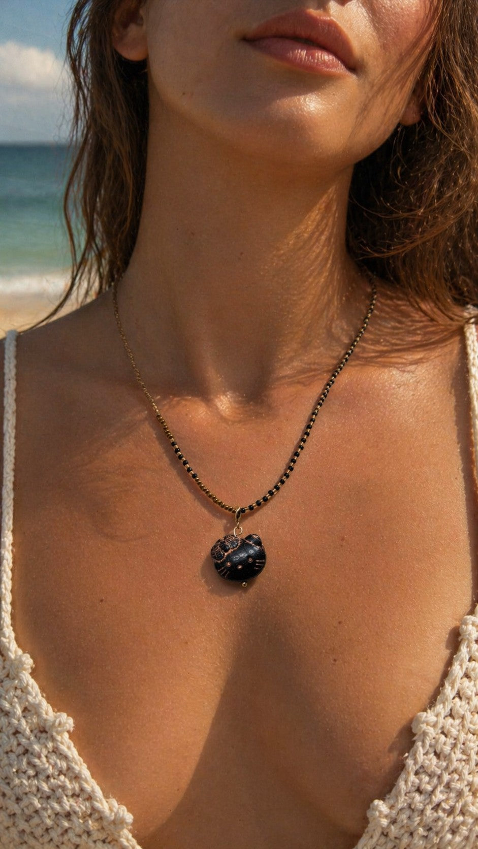Collier avec pendentif chat – Choker en perles en 3 couleurs
