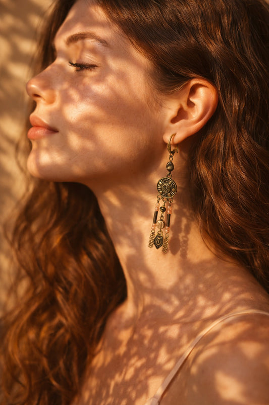 Boho-tribale lange Statement-Ohrringe