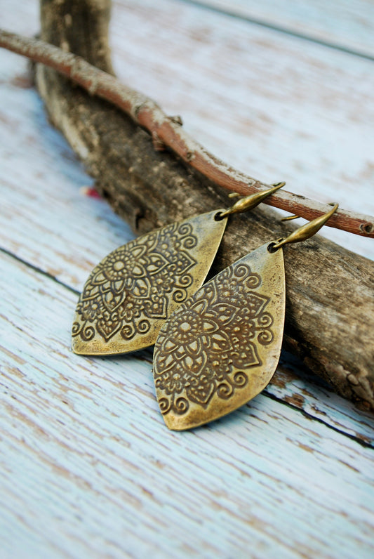 Handmade Tribal Teardrop Earrings by Estibela | Sweet and Delicate Hippie Charm.