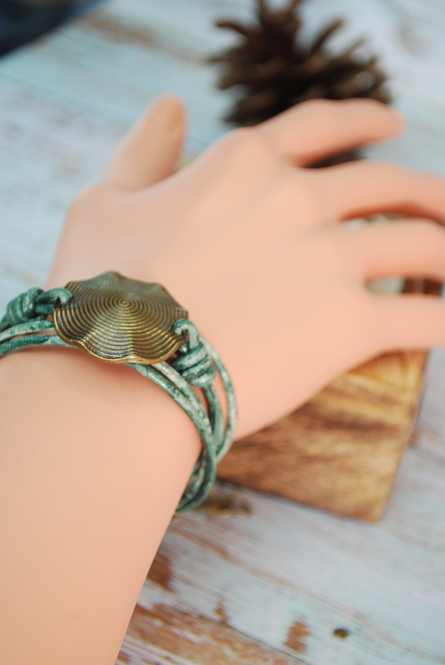 Multi layers vintage green leather bracelet, boho outfit