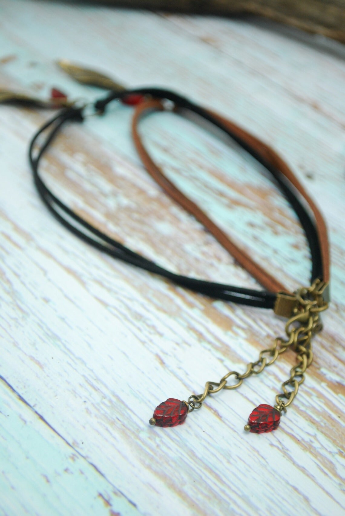 Leather leaf choker, exclusive Estibela deign, dark red beaded necklace