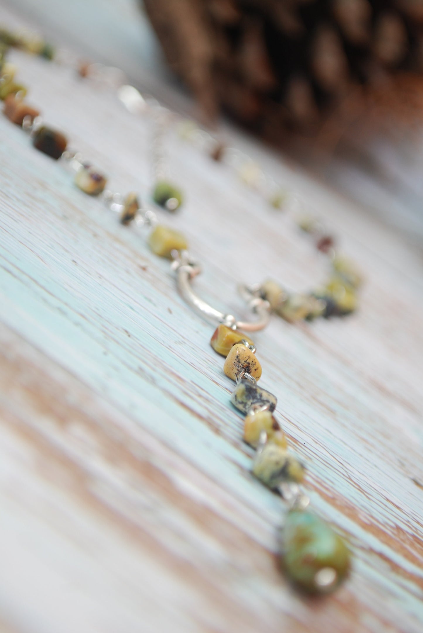 Delicate Gemstone Choker, Lariat necklace, serpentine stone irregular beaded choker, Summer Spring Outfit