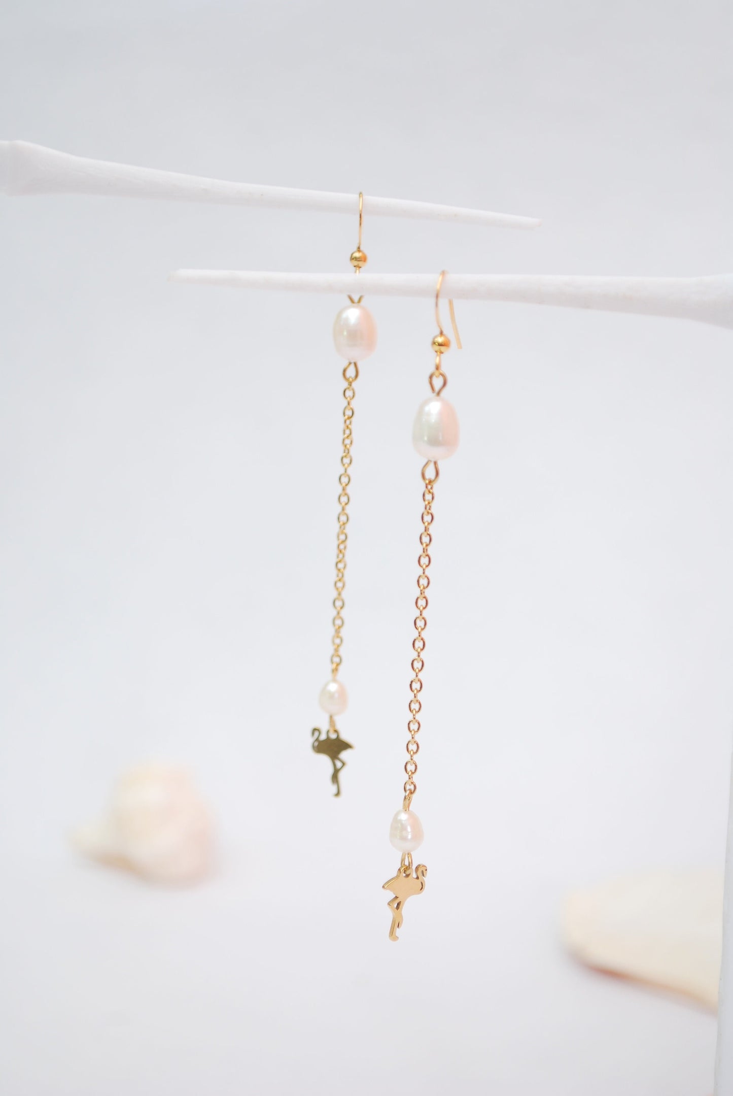 Golden Flamingos and Freshwater Pearls Earrings: Long Estibela Stainless Steel Jewelry, Perfect Gift for Animal Lovers