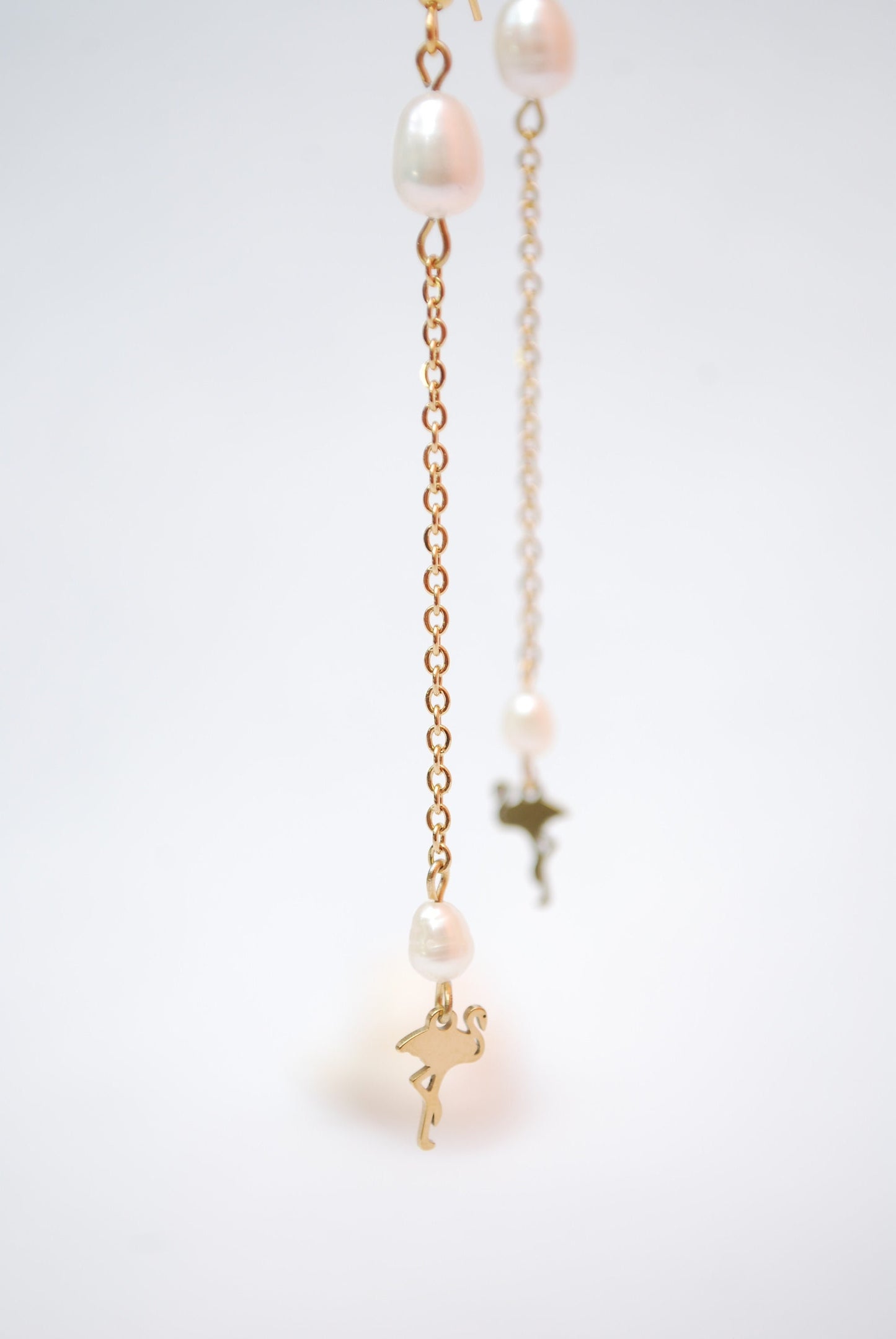 Golden Flamingos and Freshwater Pearls Earrings: Long Estibela Stainless Steel Jewelry, Perfect Gift for Animal Lovers