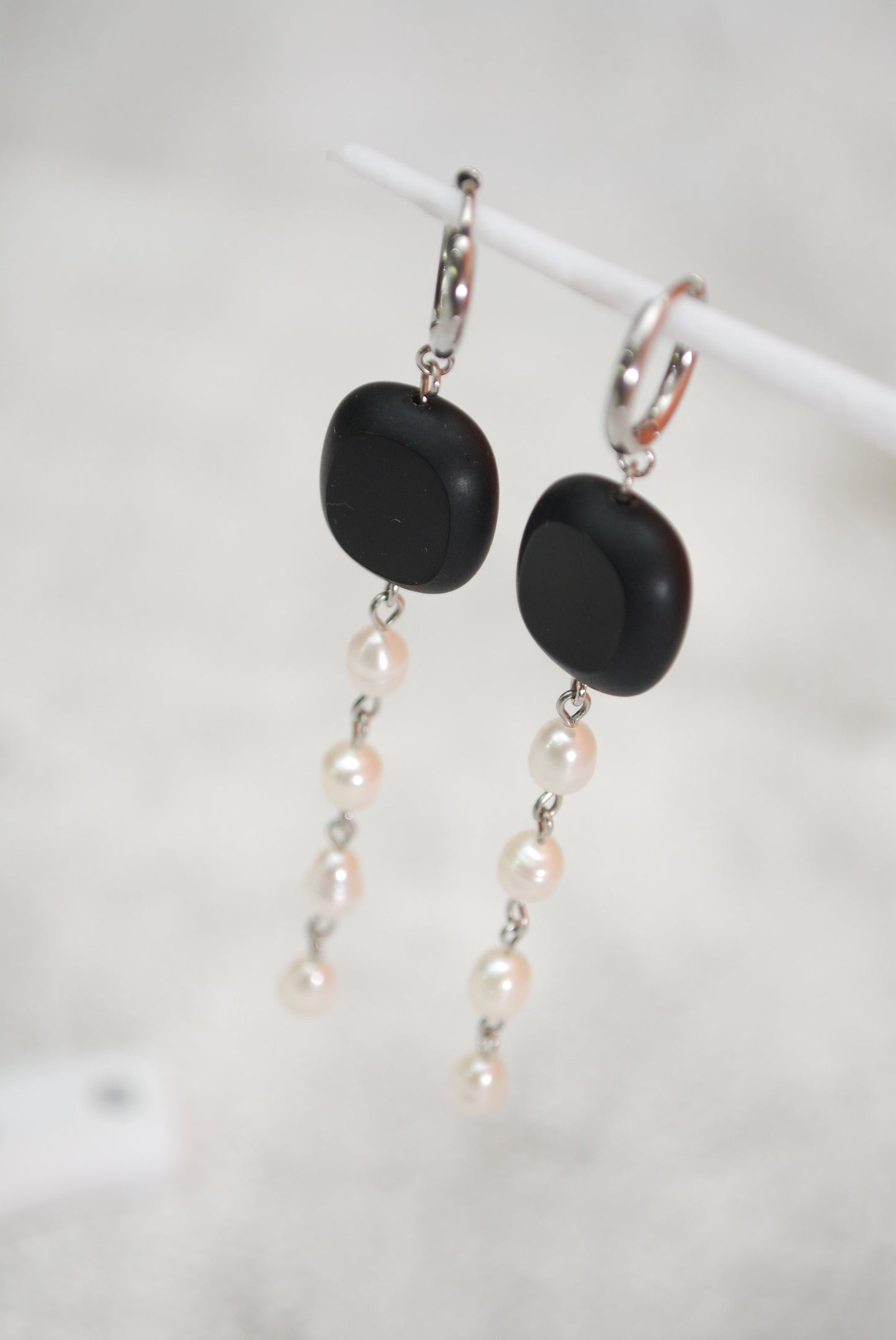 Long cascade freshwater perls beaded earrings, boho rectangle black earring