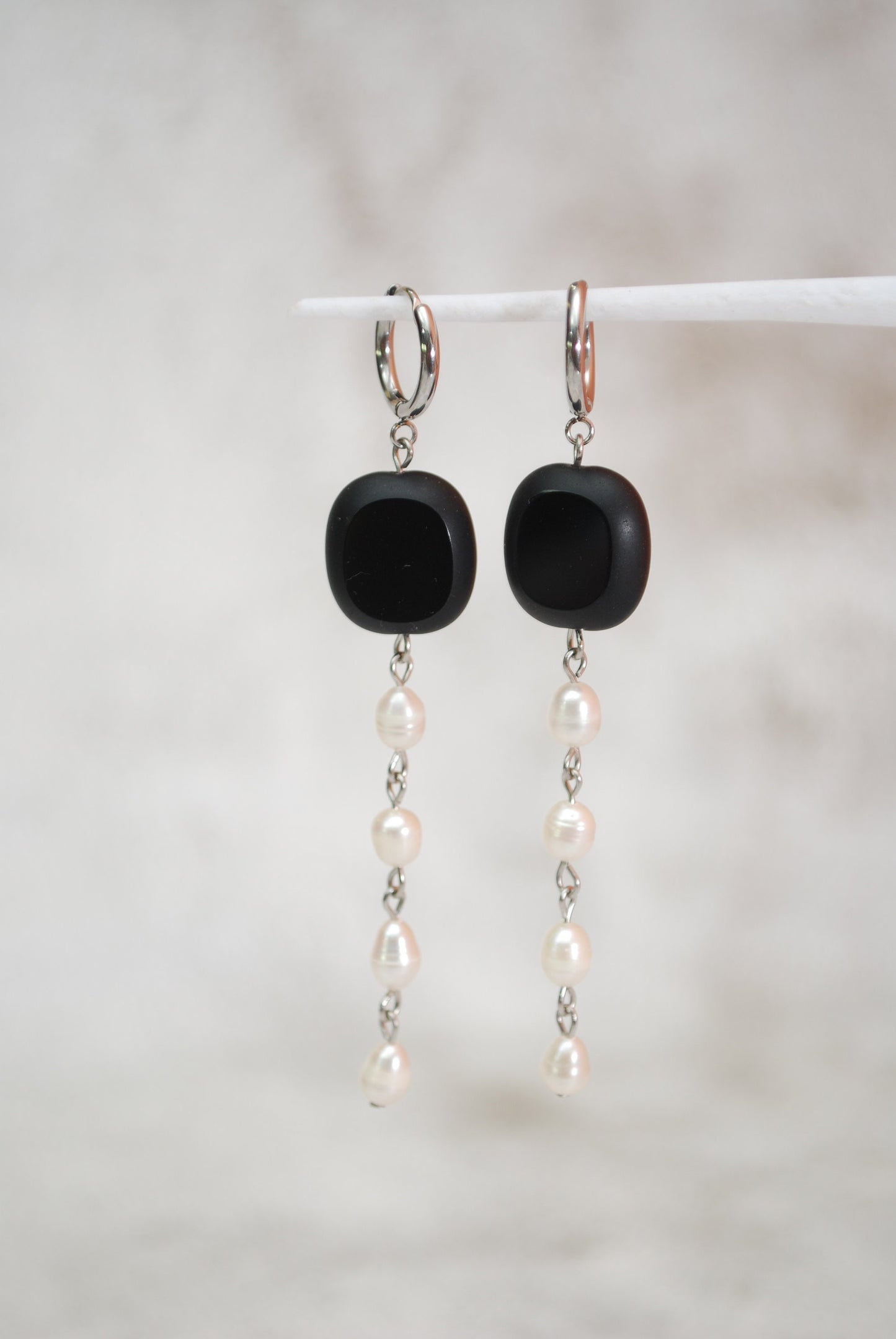 Long cascade freshwater perls beaded earrings, boho rectangle black earring