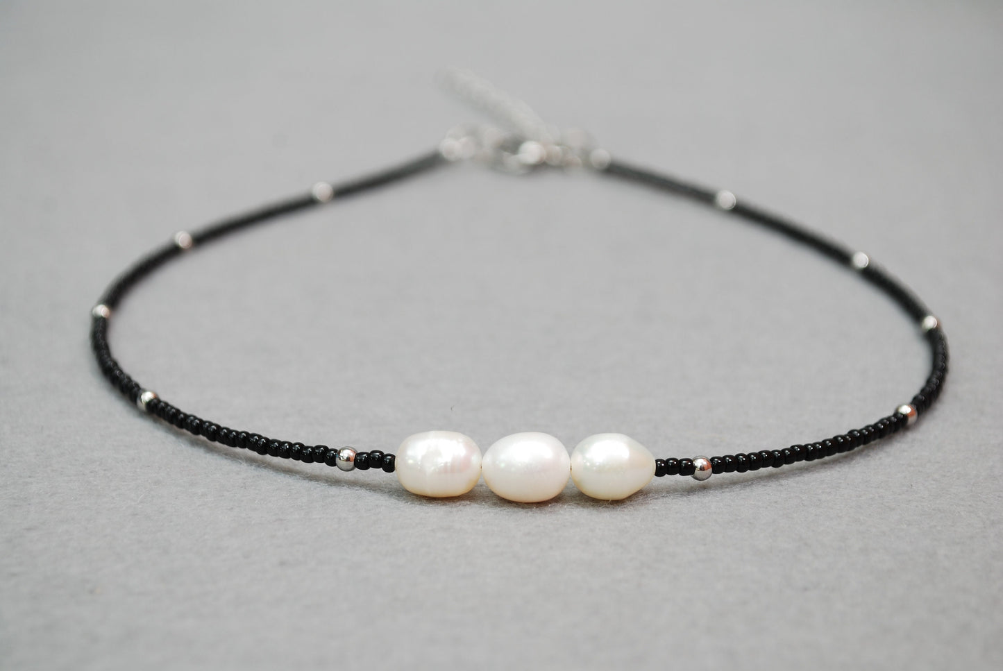 White seed beads choker, Freshwater pearl necklace, Stainless steel choker,  estibela design.