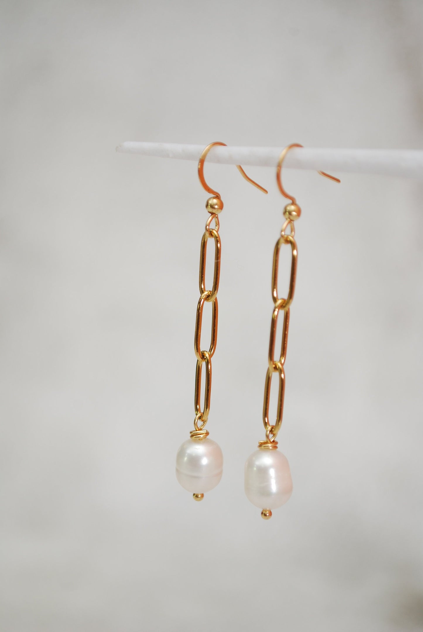 Gold Plated Chain Earrings with Freshwater Pearls for a Unique and Cool Look