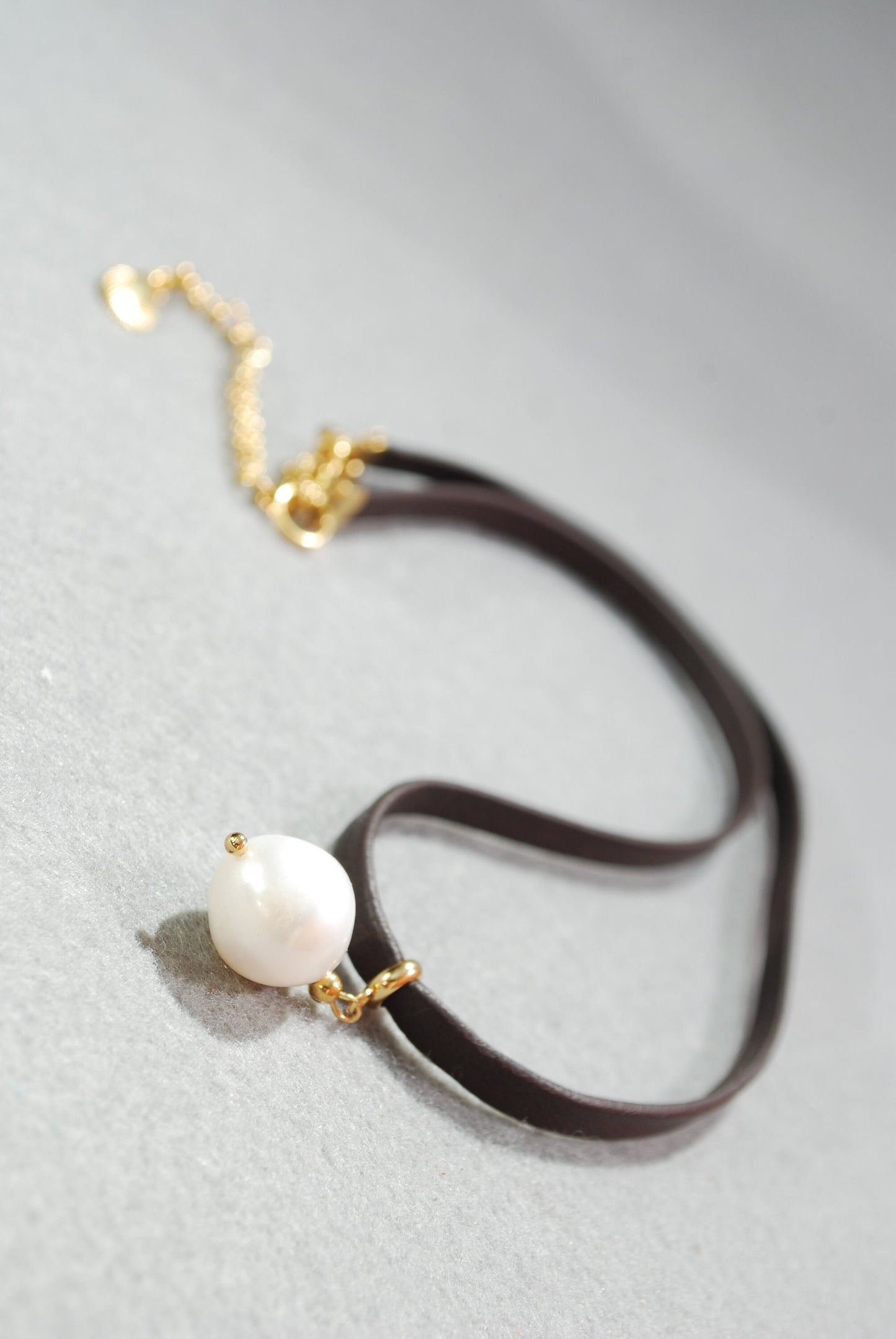 Chunky freshwater pearl pendant, thick leather cord necklace, single pearl choker.