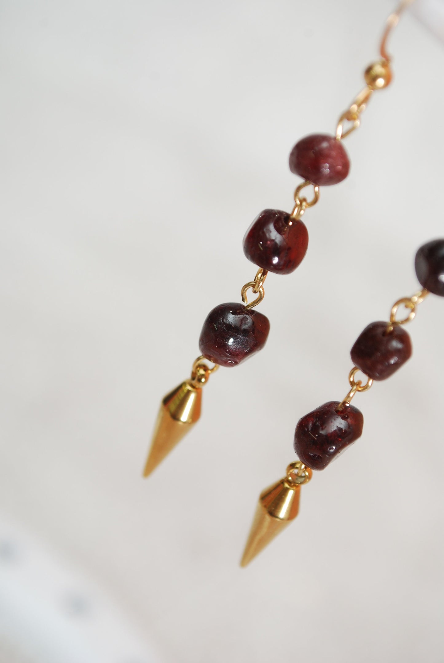 Garnet stone spike earrings, Long stainless steel gold plated earrings, 6,5cm 2.5"