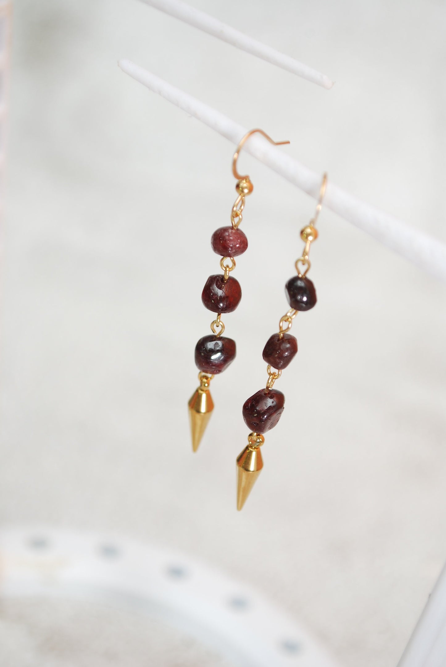 Garnet stone spike earrings, Long stainless steel gold plated earrings, 6,5cm 2.5"