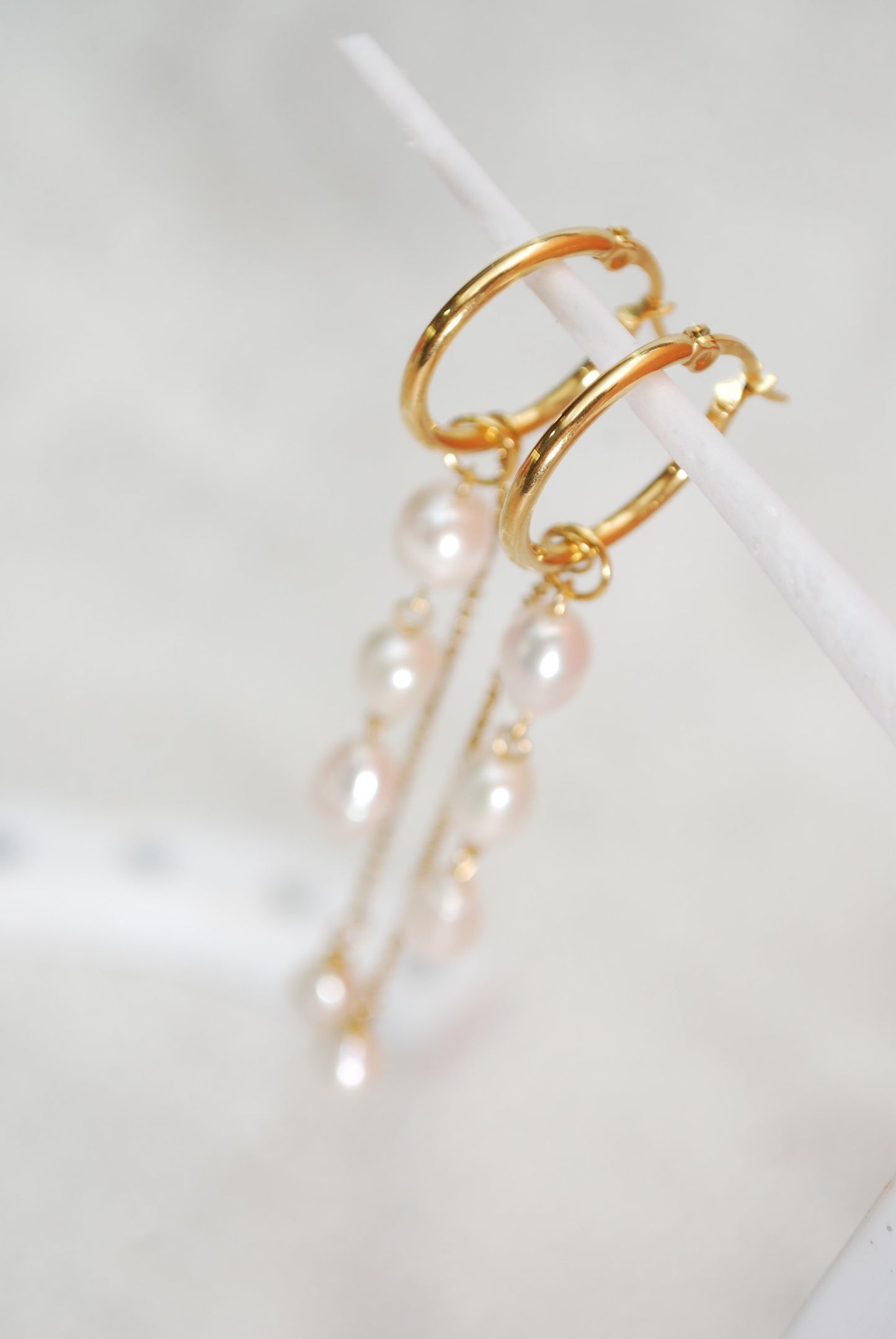 Long cascade pearl earrings, gold plated stainless steel hoop chain earrings, wedding bride , 9.5cm