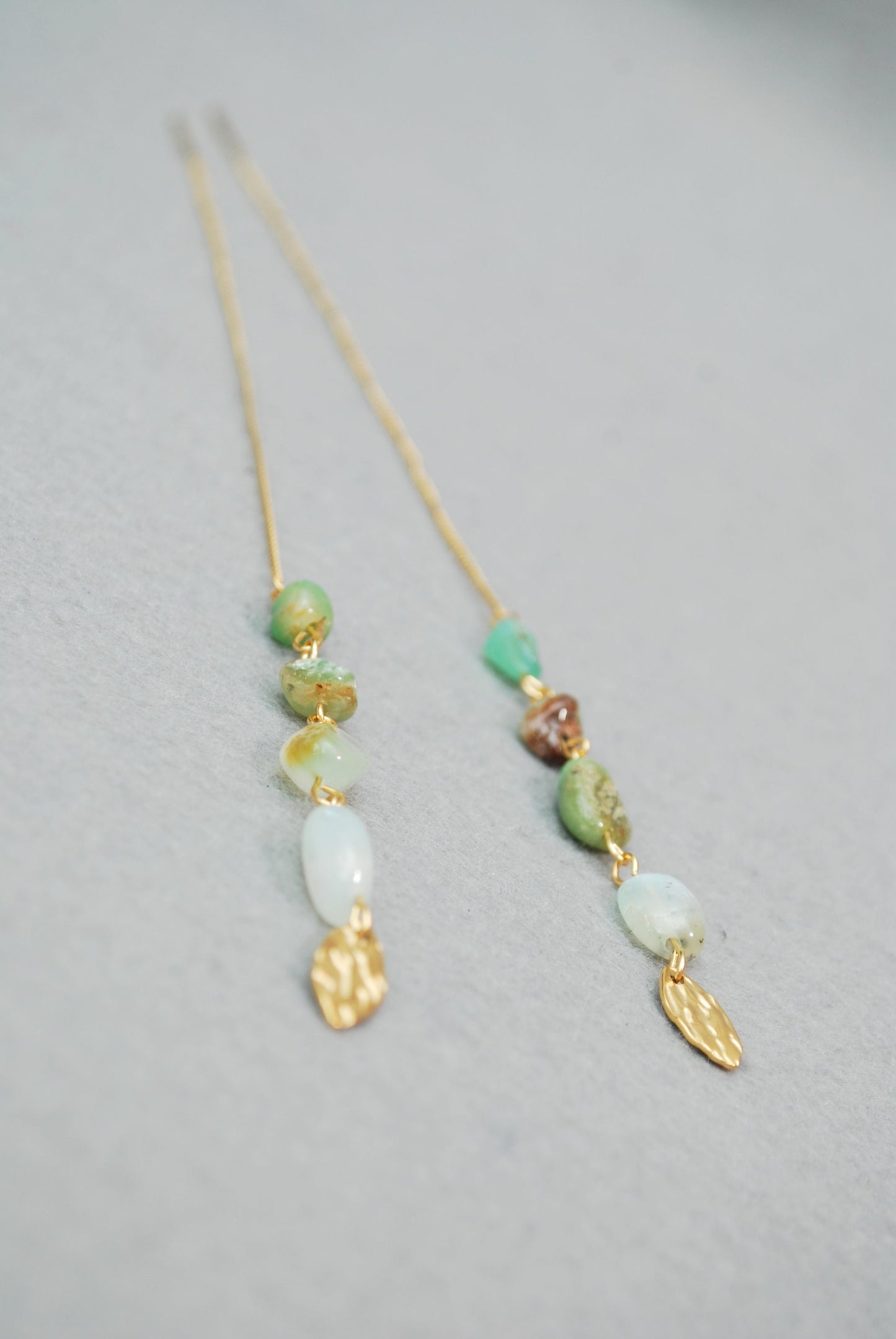 Chrysoprase stone cascade threader earrings, gold stainless steellong chain earrings, 19cm - 7.5"