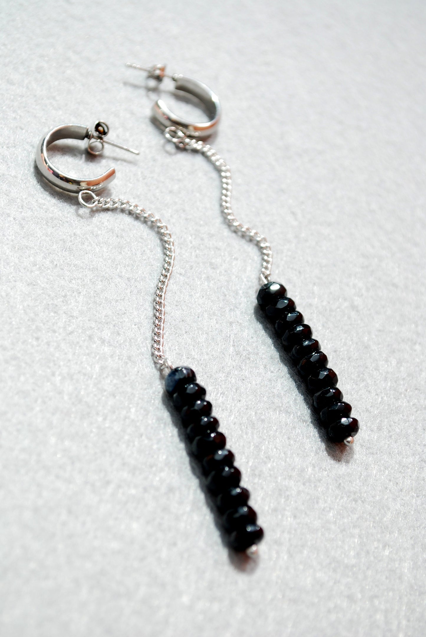 Set of agate stone necklace & earrings, black agate stone beads, stainess steel chain and hoop.  Y necklace.