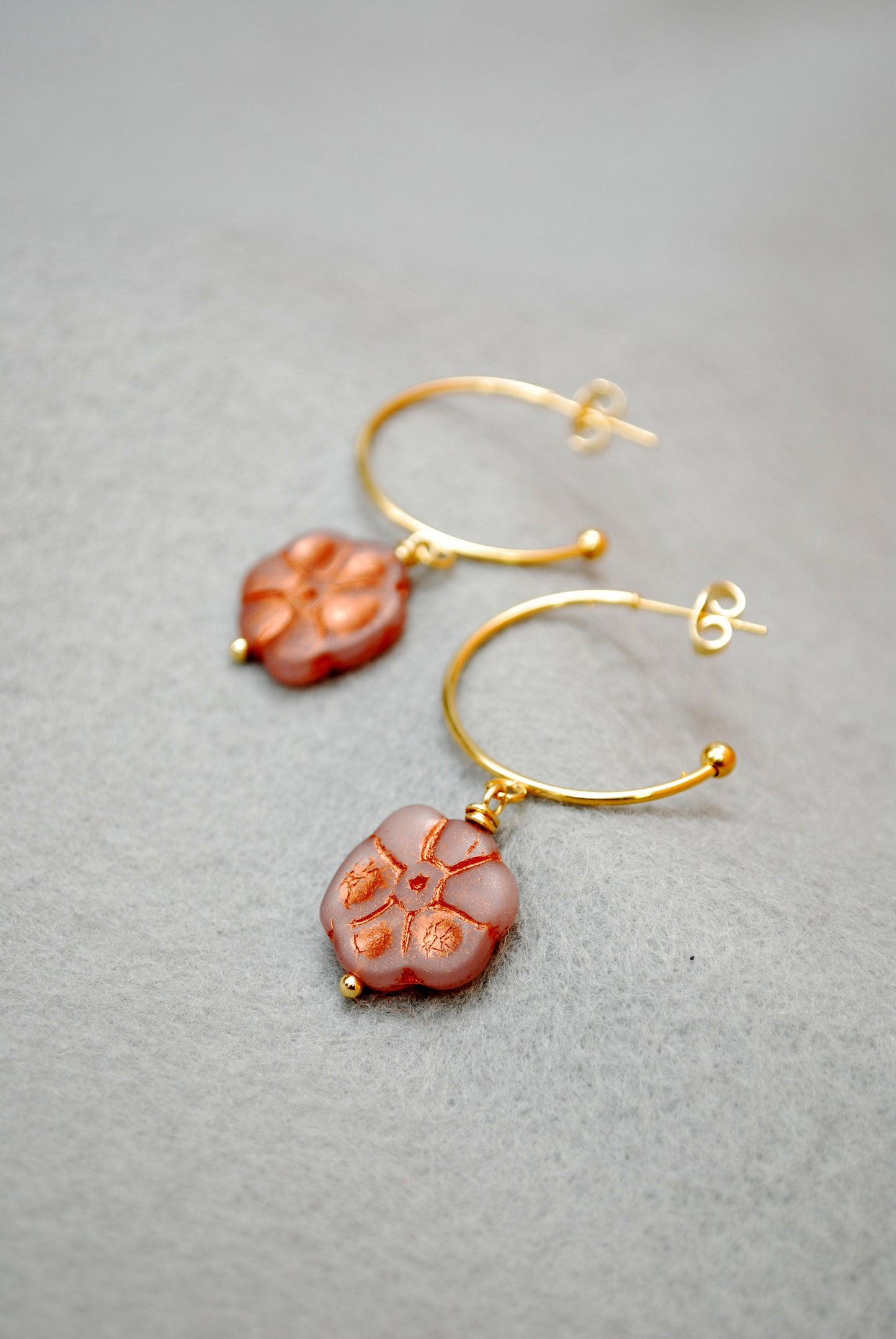 Exquisite Stainless Steel Earrings: Stylish Czech Glass Flower Bead Design, ashionable Looks. Estibela design. 5cm 2" length