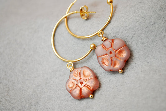 Exquisite Stainless Steel Earrings: Stylish Czech Glass Flower Bead Design, ashionable Looks. Estibela design. 5cm 2" length