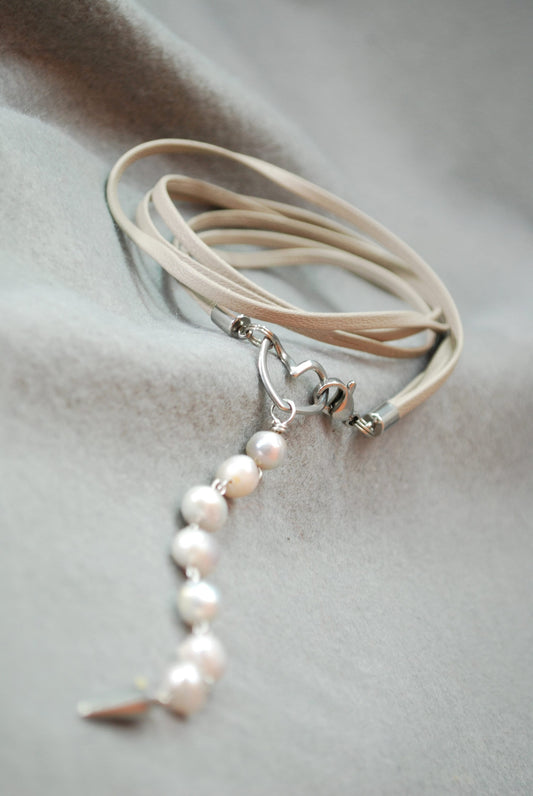 Handcrafted Gray Leather Choker with Stainless Steel Heart Pendant and Pearl Cascade, Estibela design, 17"