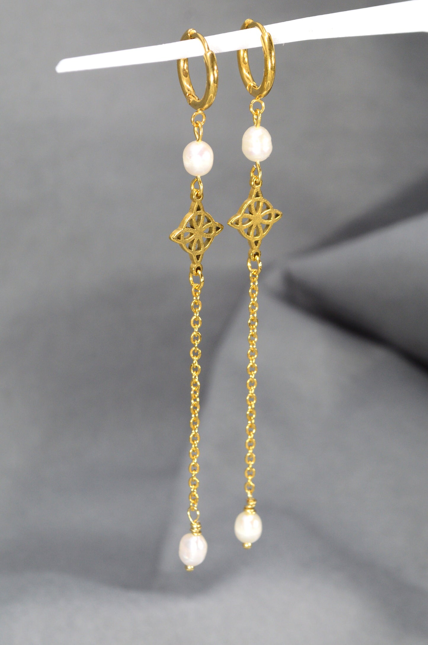 Long Freshwater Pearls and Celtic Patterns Earrings by Estibela Design. Romantic & Delicate design. 9.5cm - 3.15"