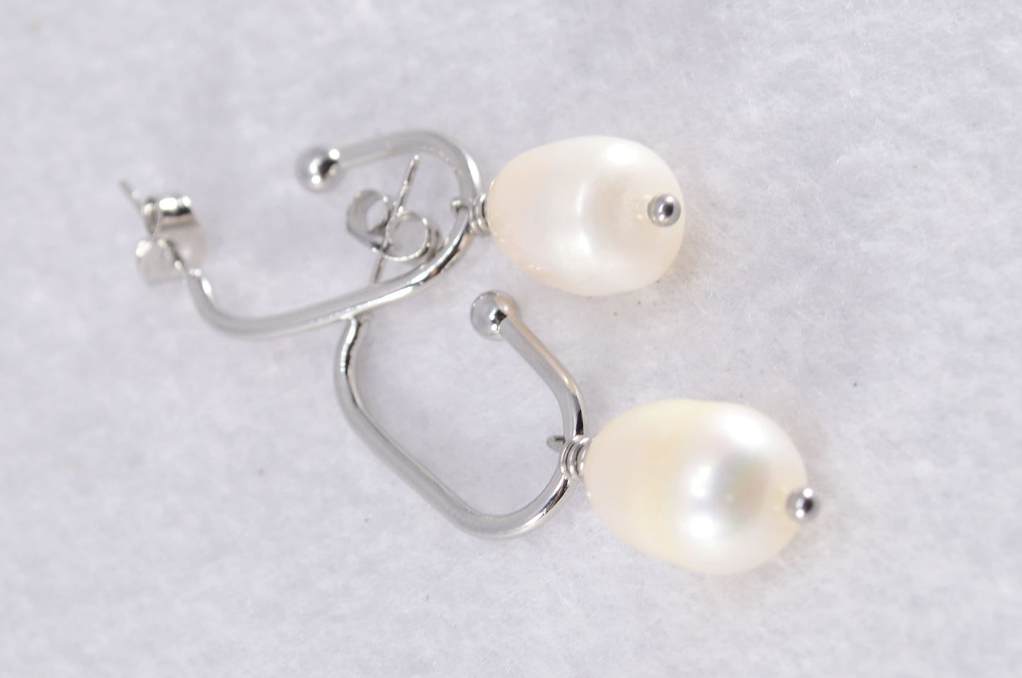 Stainless Steel Stud Earrings with Large Freshwater Pearl Bead – Handmade Elegant Jewelry by Estibela Design -  3.5 cm - 1.4"