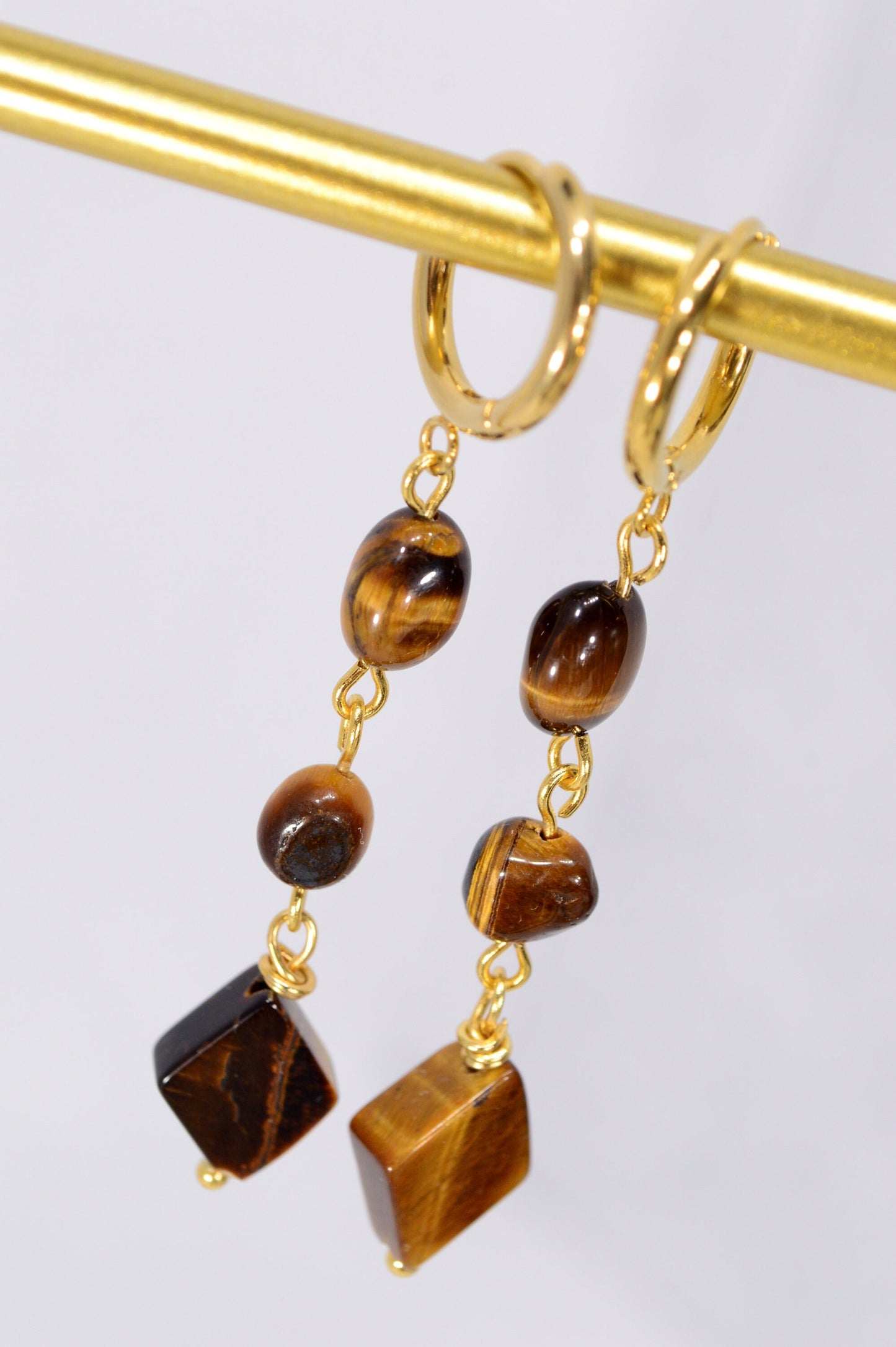 Tiger's Eye Bead Earrings with Stainless Steel Hooks, Featuring Cascading Irregular Shapes and Rhombus Design. Estibela. 6cm - 2.2"