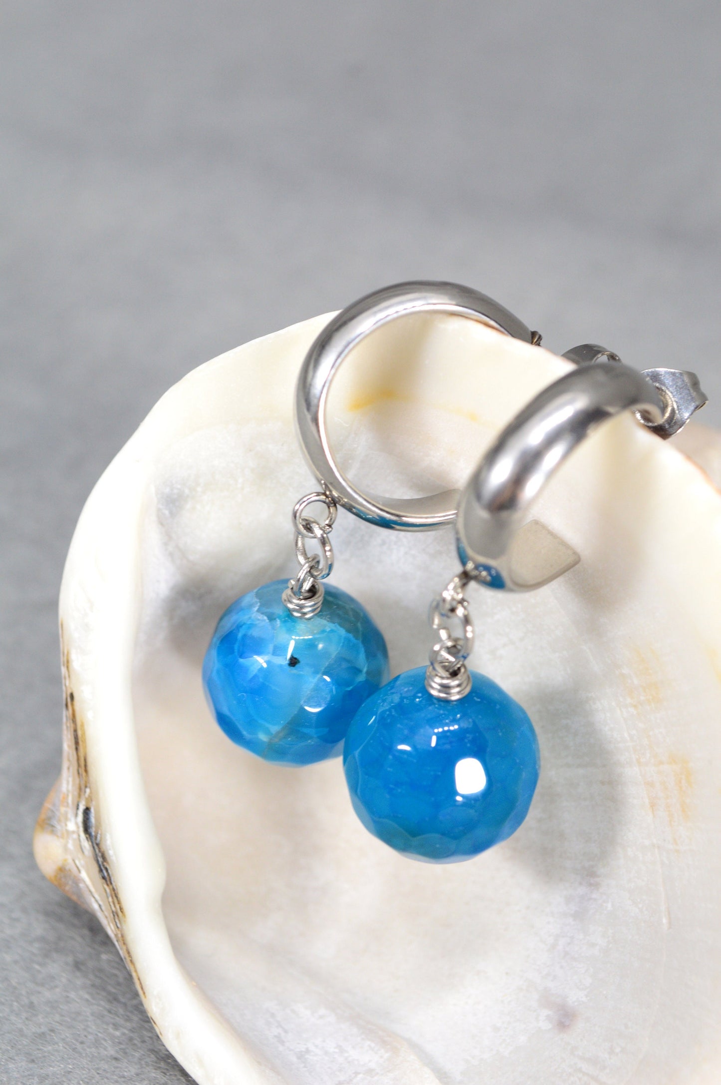 Blue Agate Earrings with Durable Stainless Steel Hooks – Perfect for Bohemian, Ethnic, and Minimalist Styles. 3.5 cm (1.38 inches).