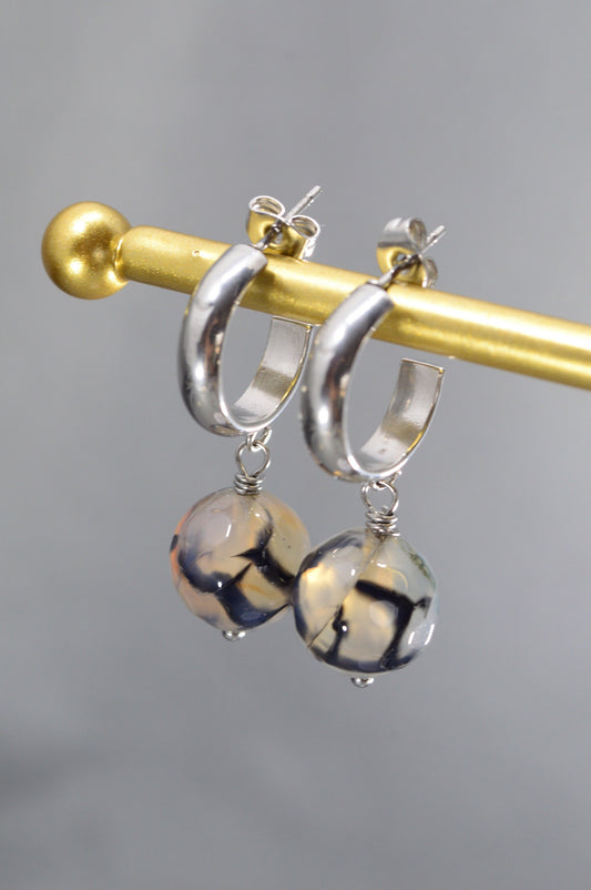 Gray Agate Earrings with Durable Stainless Steel Hooks – Perfect for Bohemian, Ethnic, and Minimalist Styles. 3.5 cm (1.38 inches).