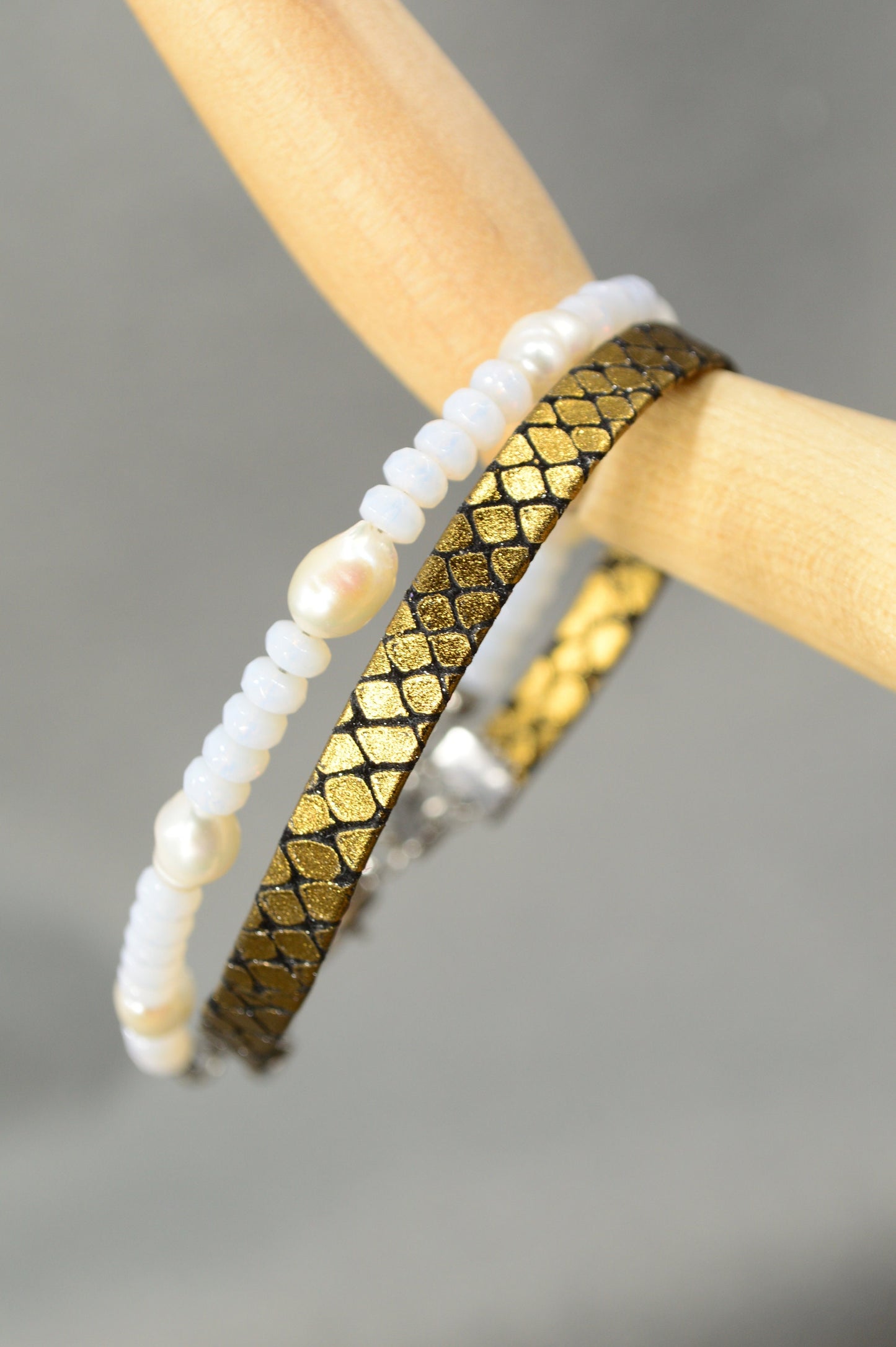 Leather Cord and Snake Skin Effect, Golden Sheen, Stone Beads, Freshwater Pearls, Elegant, Unique, Luxury Gift Accessory. Estibela design.